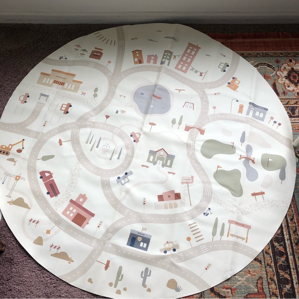 Gathre Mat, Road/Town Print, Midi Circle